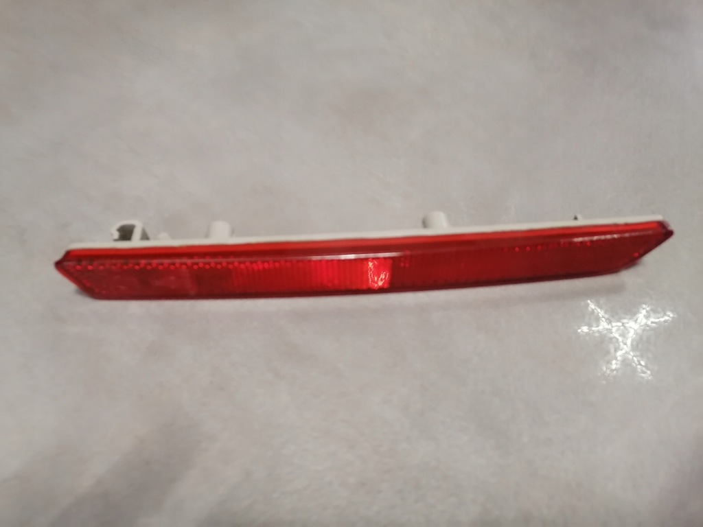 фото №1, Mazda 6 отражатель лампы задний p4526b