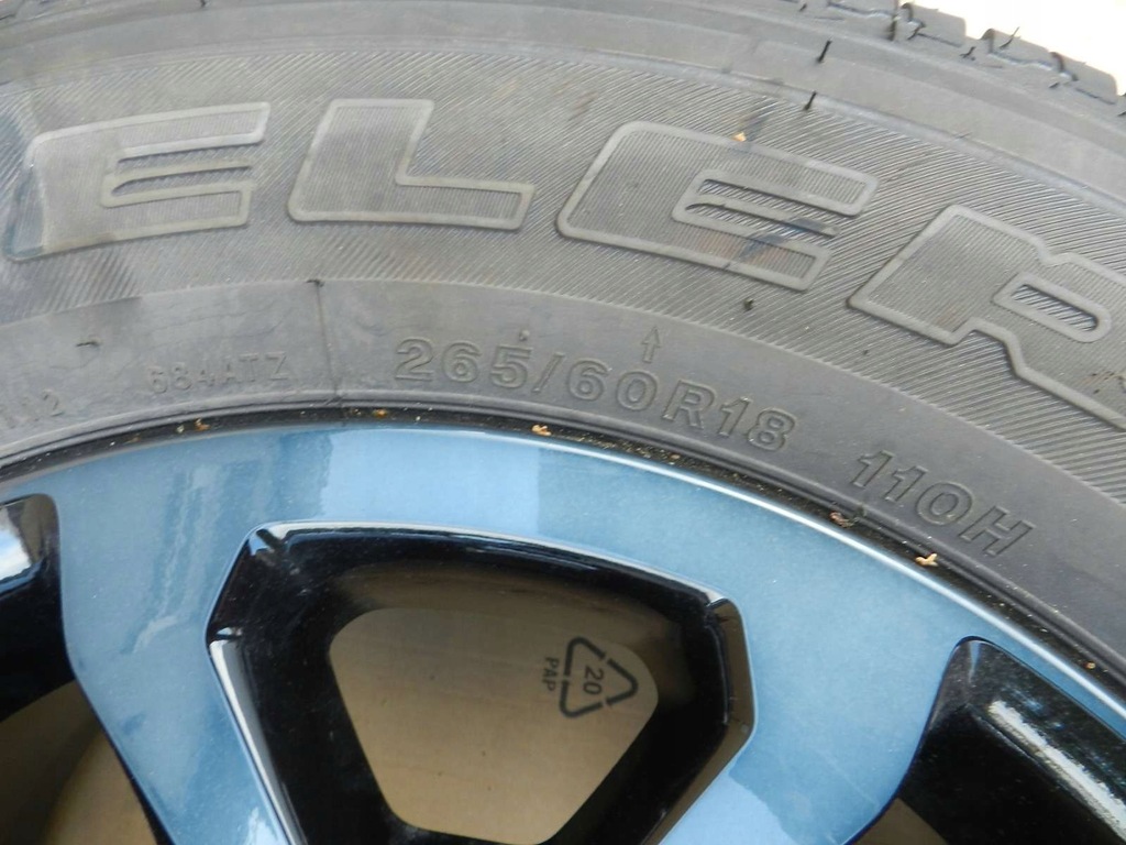 фото №10, Toyota hilux viii lift invincible 20- кузов коробка передач вантажна набір