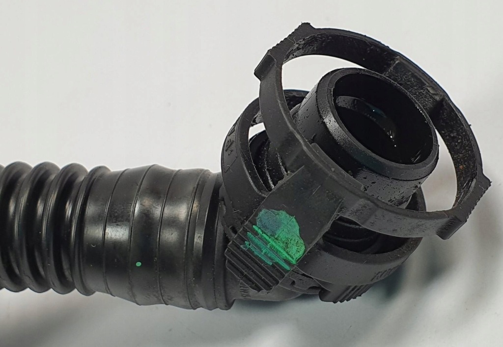 Шланг трубка вентиляция картера bmw 5 f10 4.4 v8 7575640 Доставка