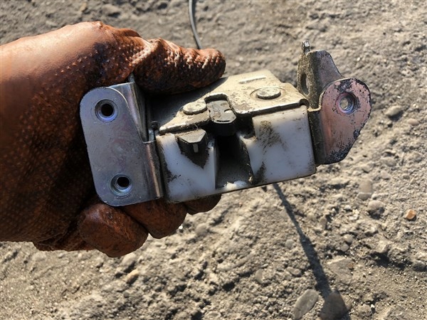 фото №6, Замок двері лівих задніх розсувних лівий задня dacia dokker