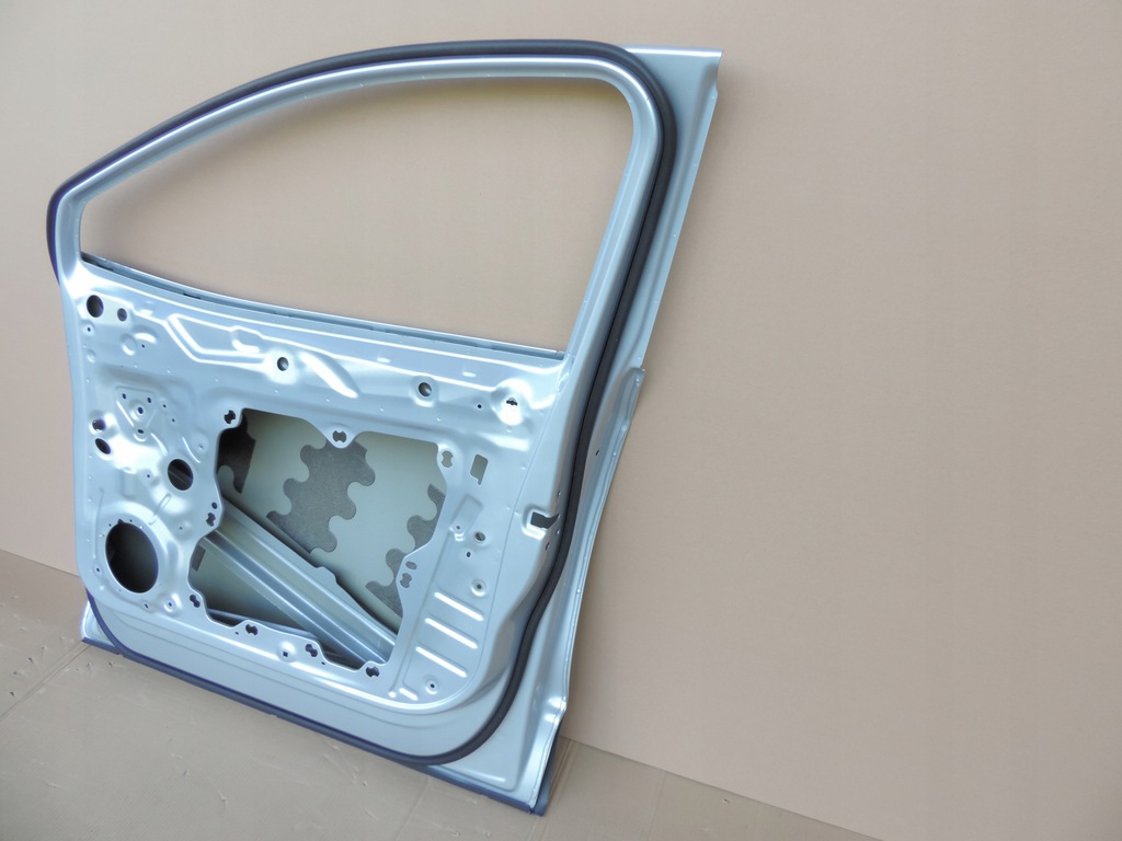 фото №12, Vw id5 id 5 правое передние дверь