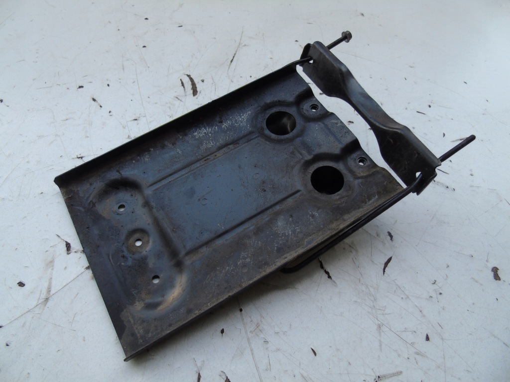 Купить Suzuki grand vitara 2 2.0 16v 2006-2012 основание аккумулятор