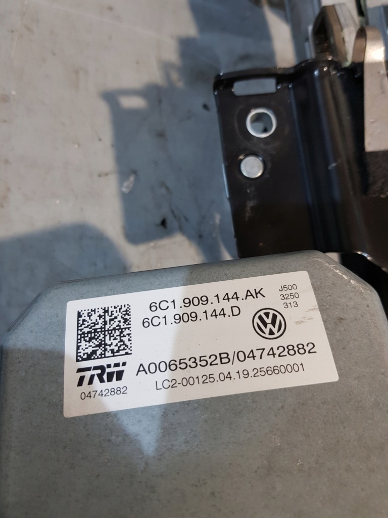 фото №10, Підсилювач електричний колонка замок запалювання skoda fabia iii eu + 2 ключі