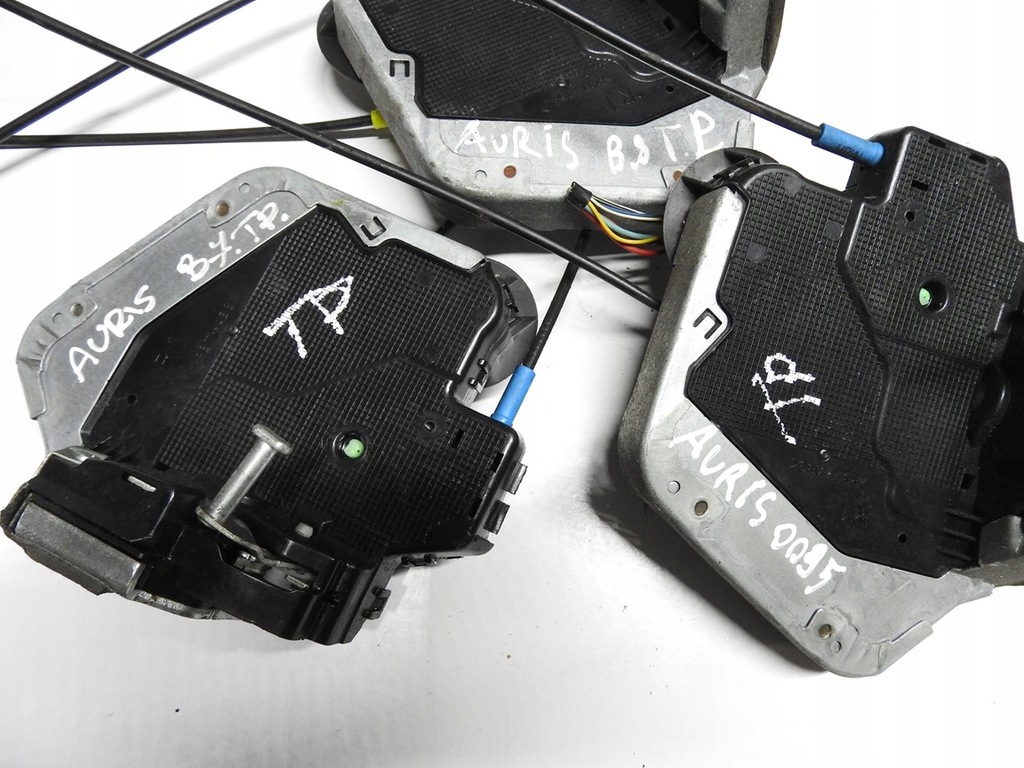 фото №11, Toyota auris i 5d замок двері правий задня