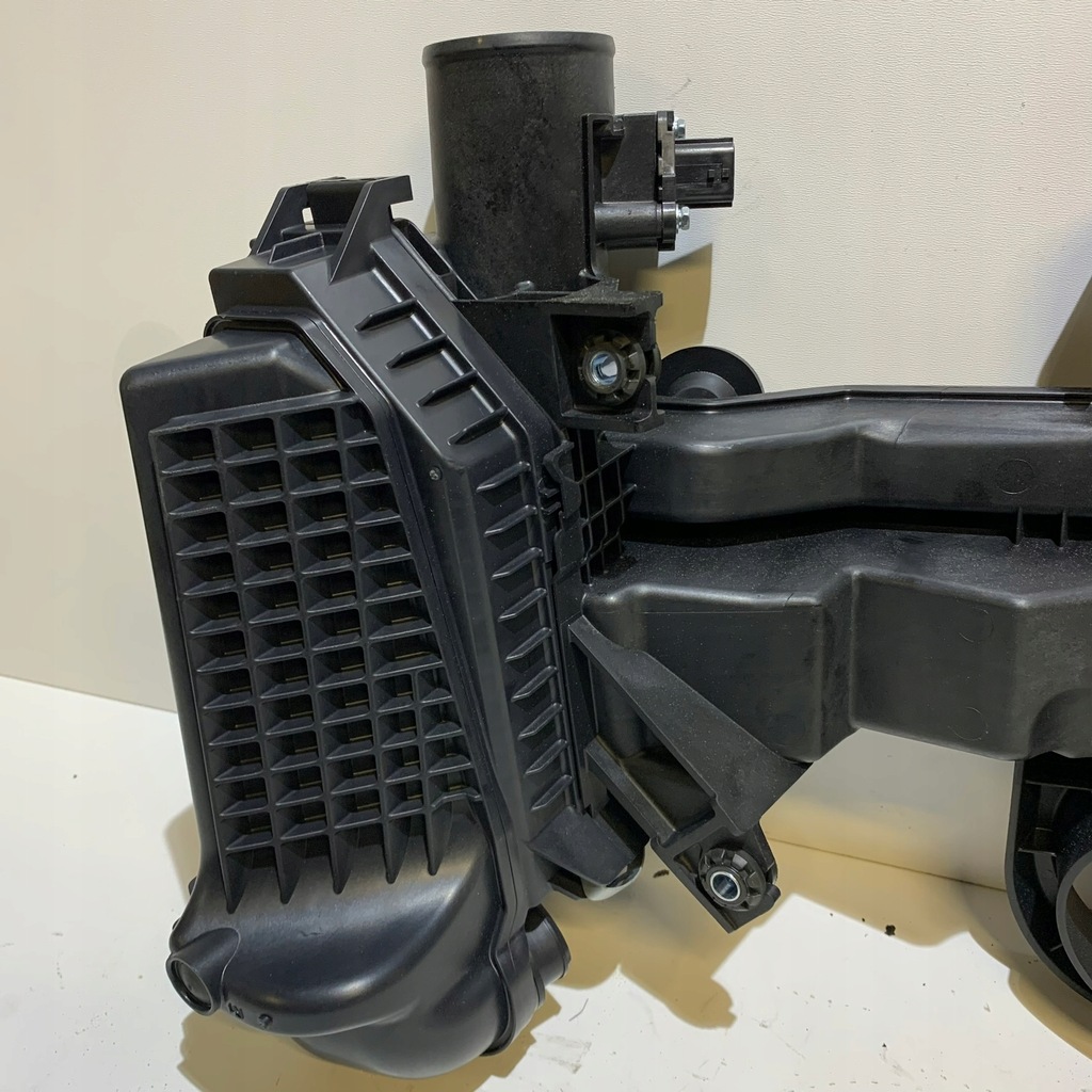 фото №5, Renault arkana megane iv 1.6 e-tech гибрид фильтр воздуха 165008735r