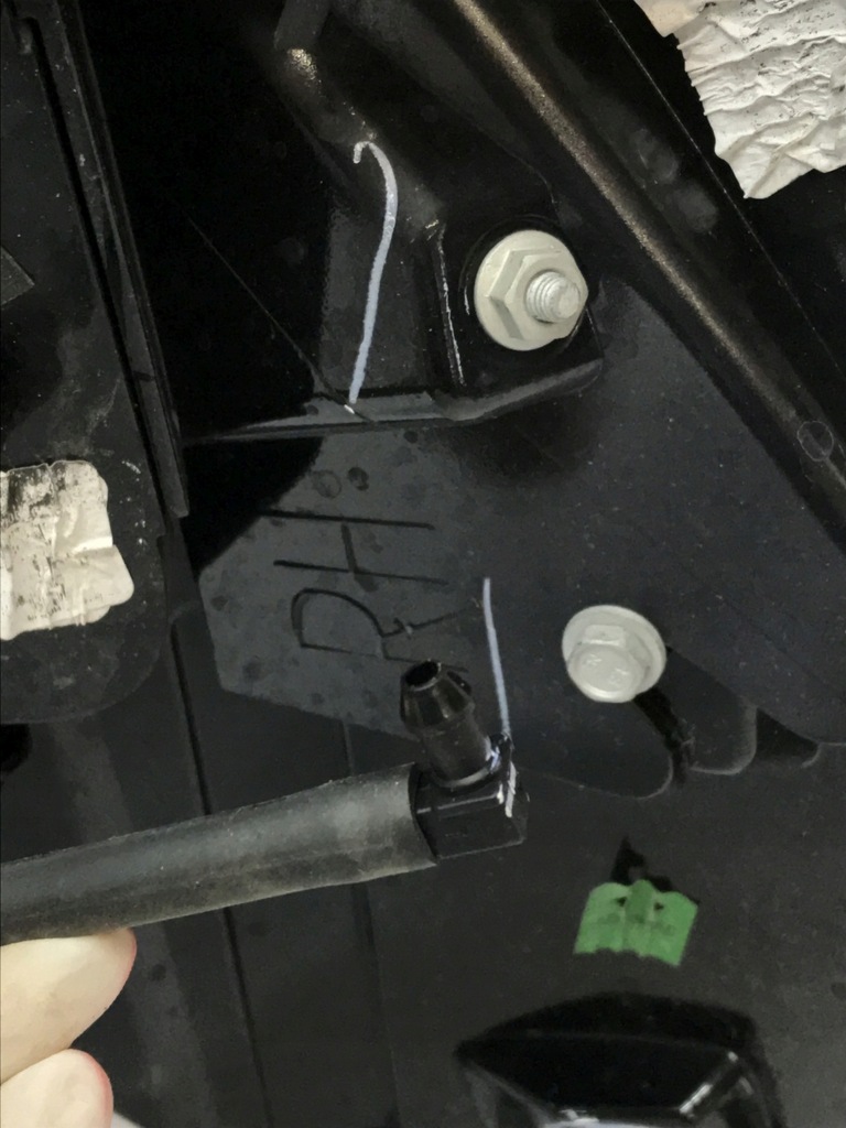 фото №14, Ford mustang mach-e спойлер спойлер lj8b-r44230-acw