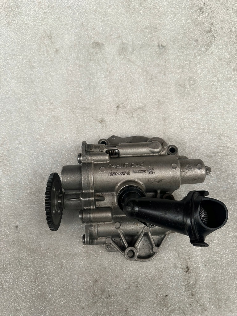 Купить !насос масла vw audi 04e115109e!