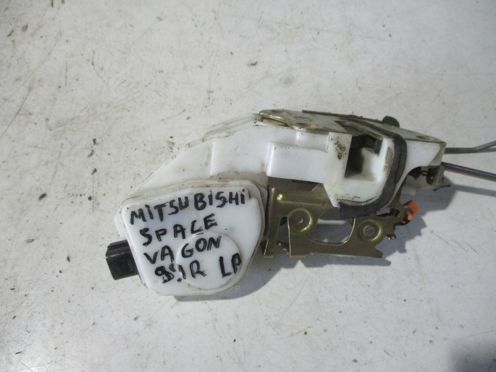 фото №1, Замок дверь передний левый mitsubishi space wagon 99r