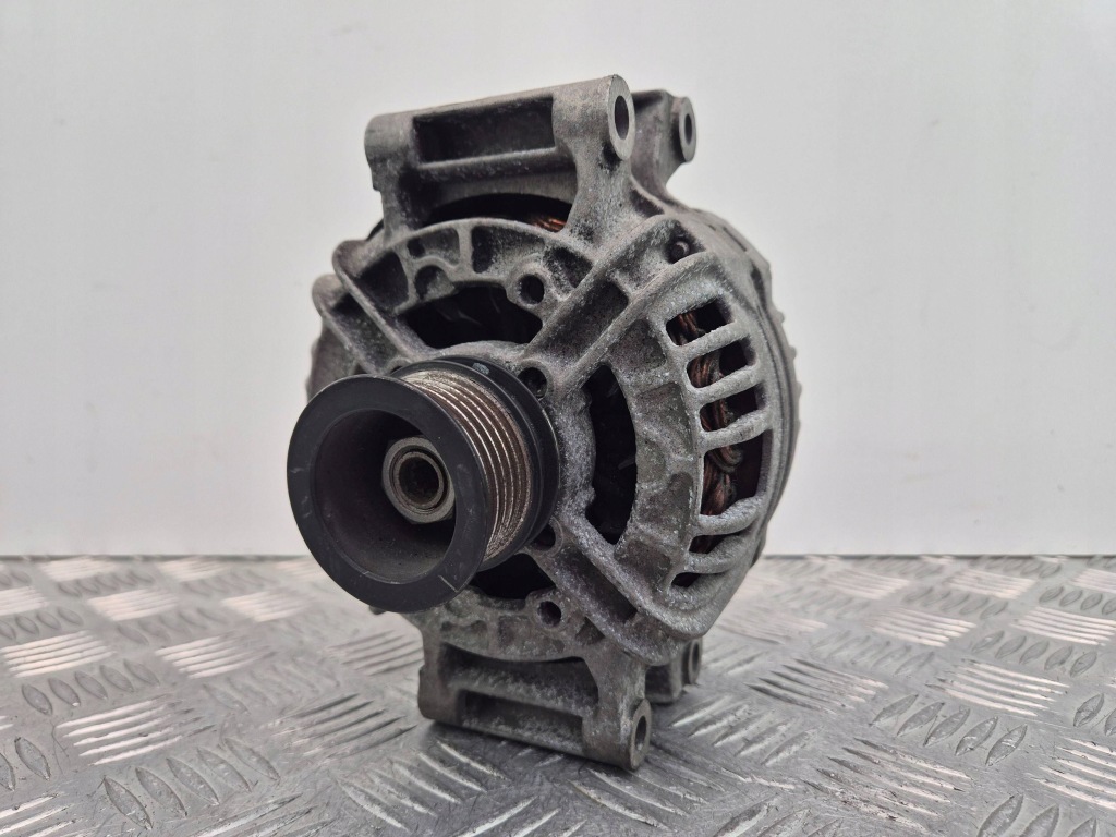 Купити Mercedes e350 a207 генератор a0009061102