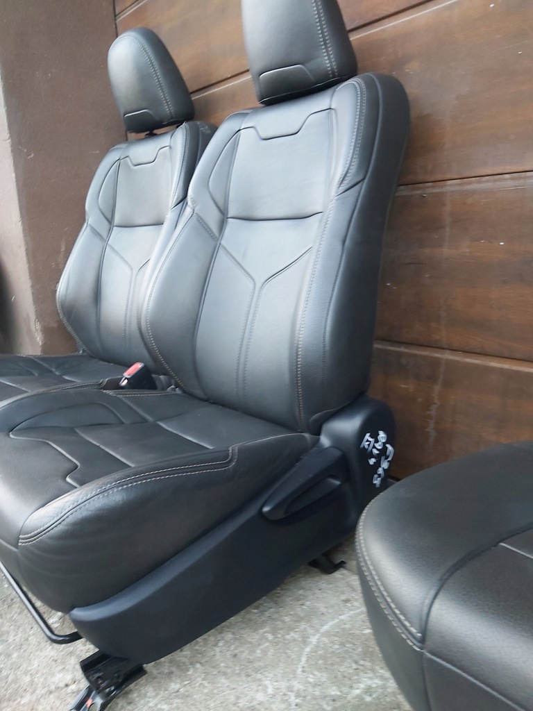 фото №9, Toyota rav4 iv 2013-2018 сидіння перед задня лівий правий заднє сидіння шкіра комплект