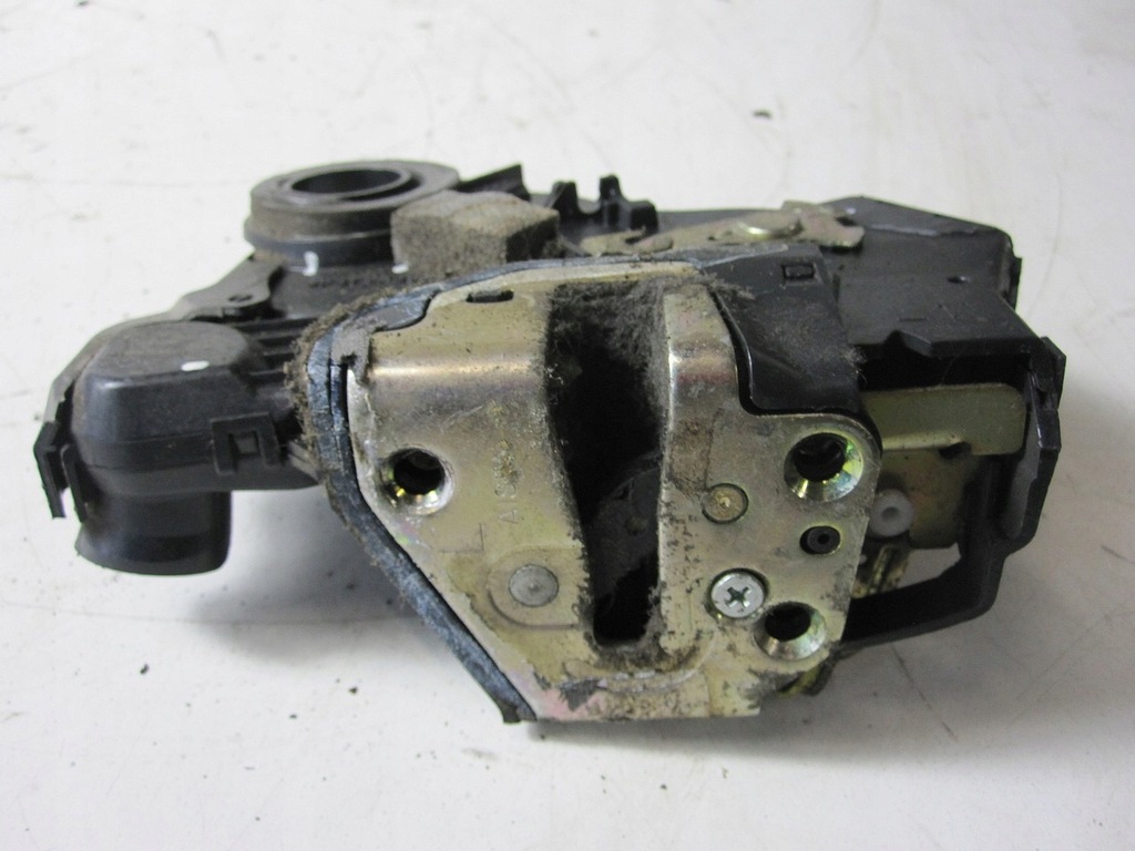 фото №1, Замок двері передній лівий toyota corolla e12 2001r