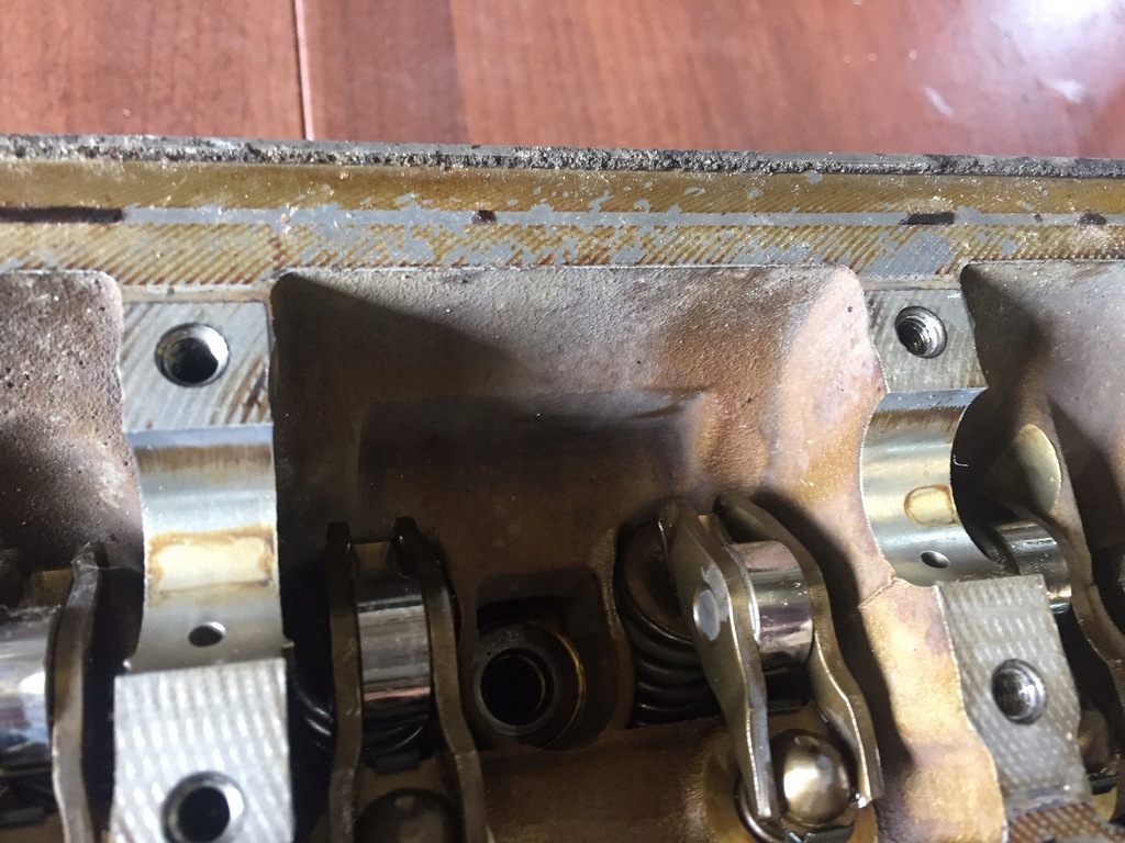 фото №7, Audi a6 c6 2.0 tfsi головка клапаны bpj 06f103373