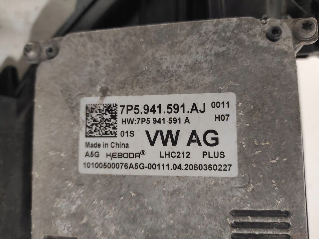 фото №10, Skoda kodiaq 16- лампа правая перед 566941016h