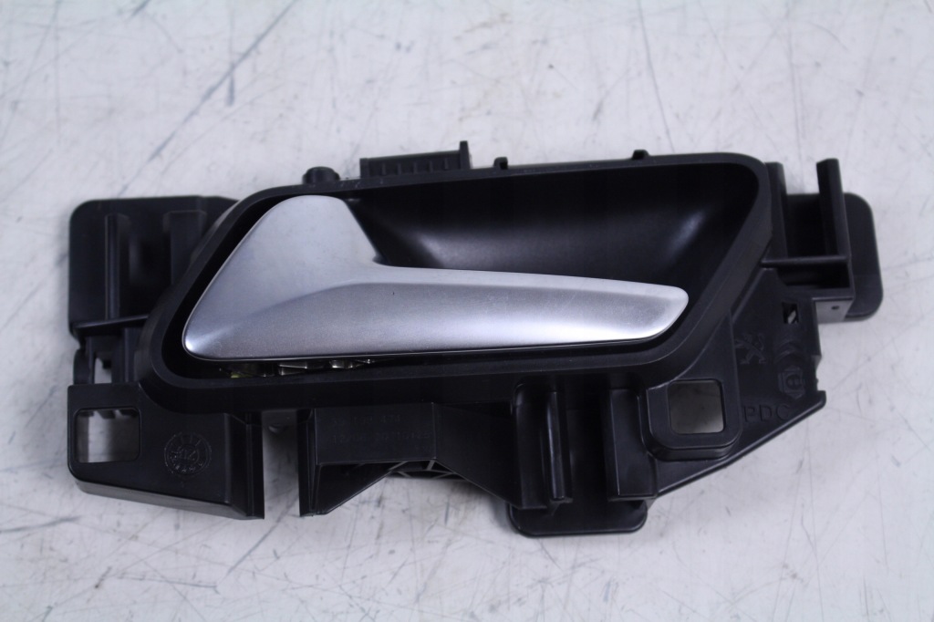 Купити Ручка двері лівий перед opel corsa f 20r.