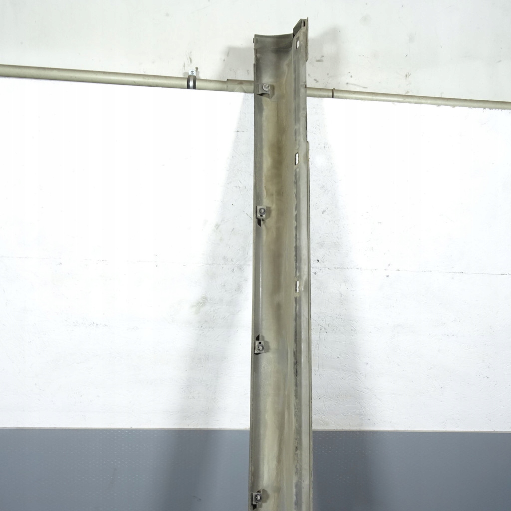 фото №7, Subaru legacy iv sedan молдинг порог правая 32j