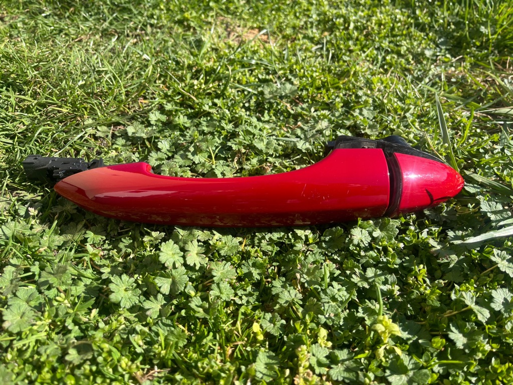 фото №2, Alfa romeo stelvio ручка левый задняя 414 rosso alfa red