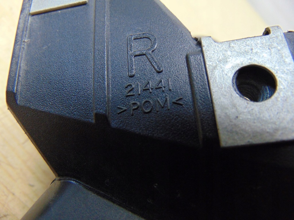 фото №12, Омыватель фара правый toyota avensis t25