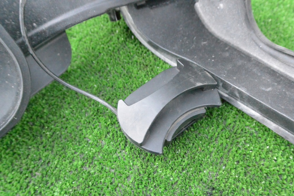 фото №11, Заливна горловина кришка заливної пального роз'єм заряджання audi e-tron q4