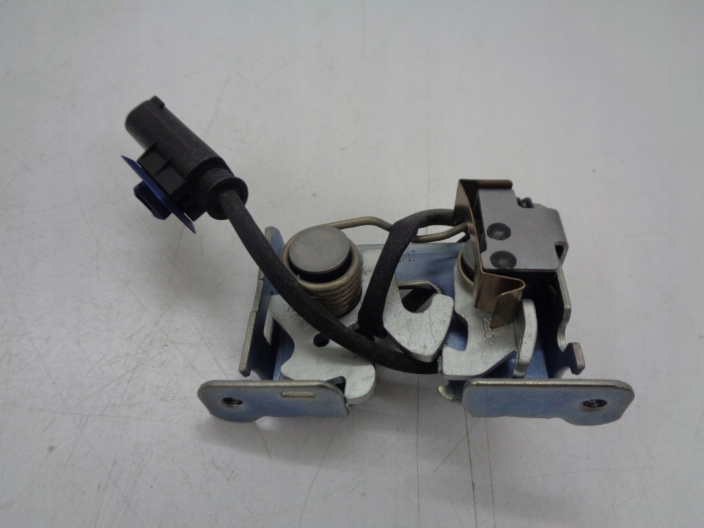 фото №1, Bmw x5 e70 x6 e71 e72 замок капот