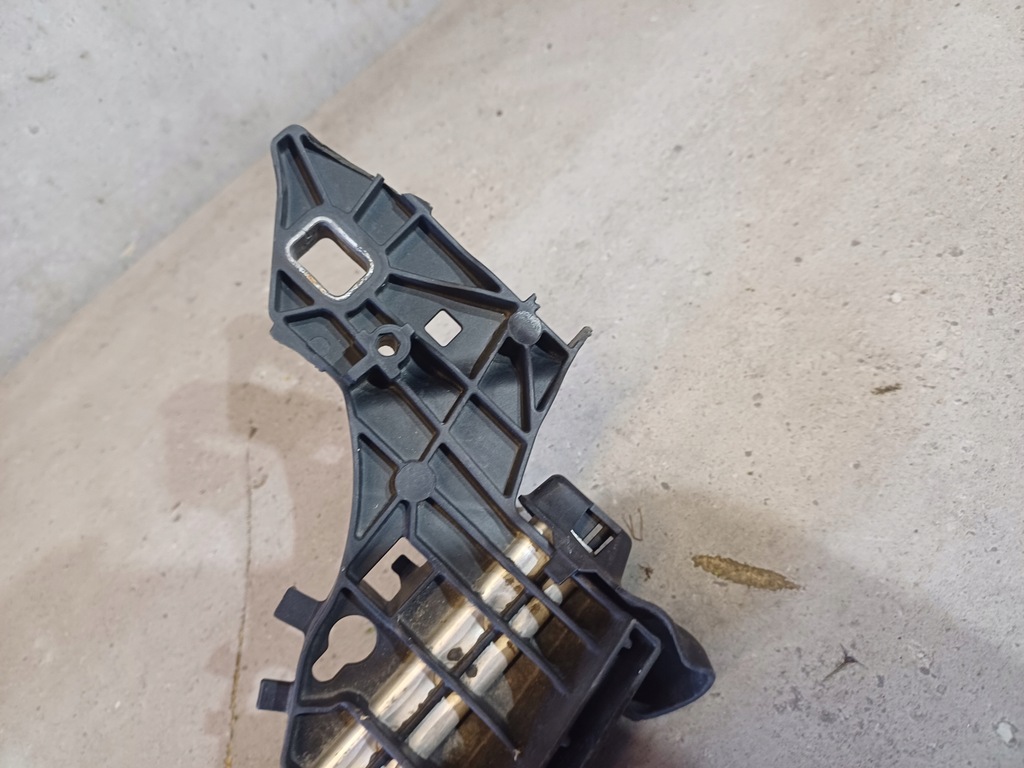 фото №5, Підсилювач pas передній балка пластикова mercedes e-klasa w213 a2136201801