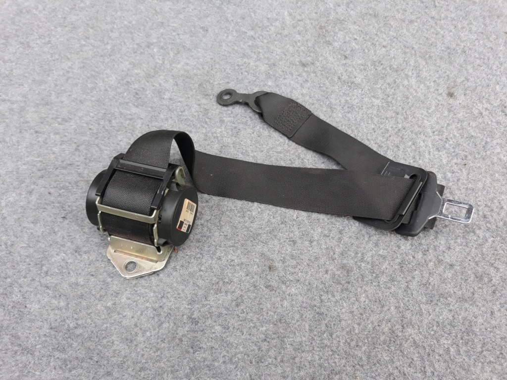 Купить Ремень средний mercedes-benz оригинальный номер 561115701