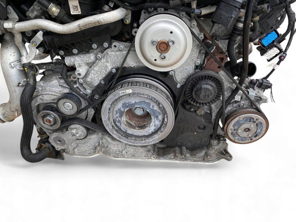 фото №15, Audi q8 двигун