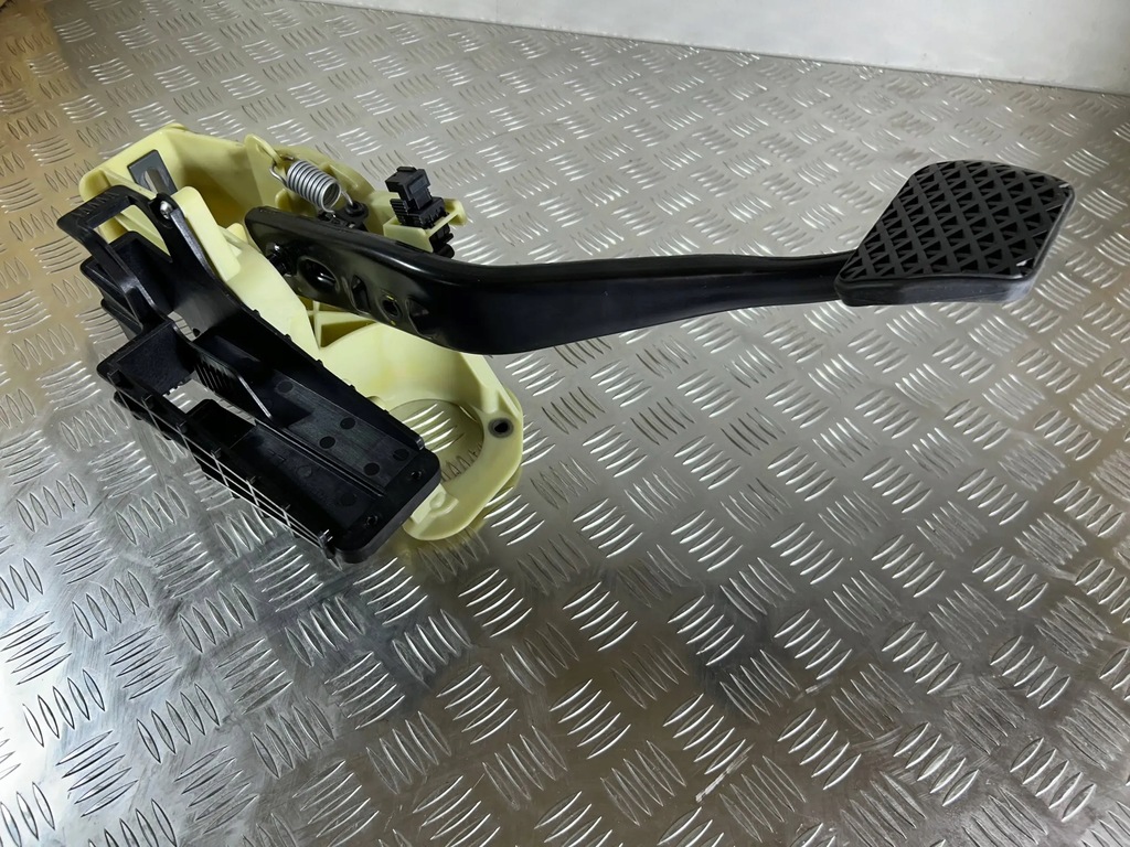 фото №1, Педаль тормоза bmw 5 f10 f11 9144253