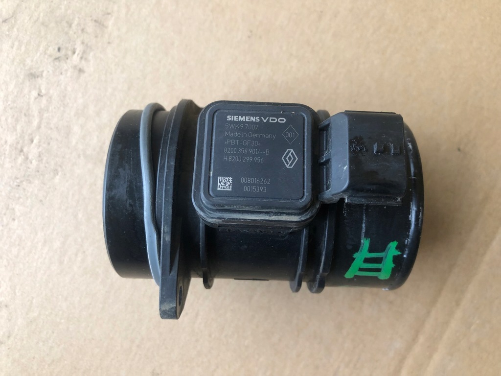 фото №1, Расходомер renault clio iii 05-09 h8200299956