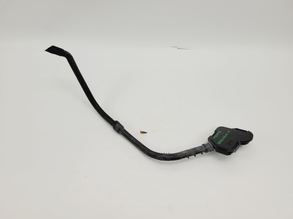 фото №1, Злив води обігрівача citroen berlingo iv 2018-