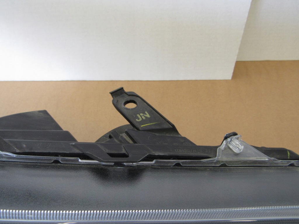 фото №7, Toyota hilux 8 2021-2024 лампа права перед