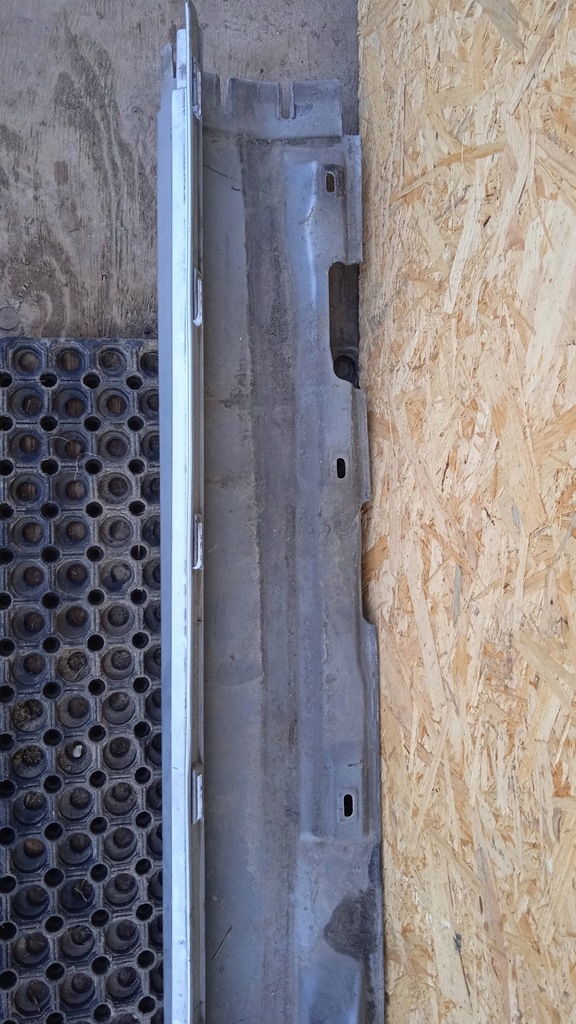 фото №8, Volvo v50 ii fl молдинг порог правая r-desing 426-26