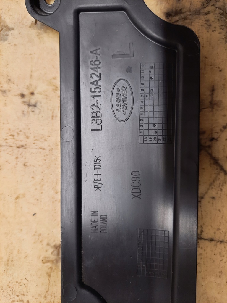 фото №3, Lr defender направляющая лампы левый перед l8b2-15a246-a