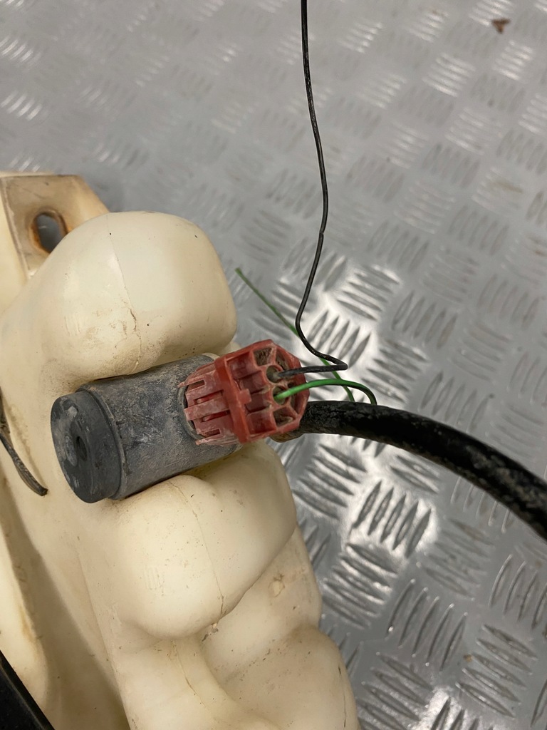 фото №3, Бачок омивача range rover p38 94-02