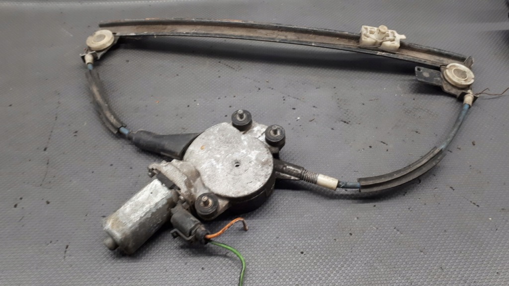 Механізм скло правий перед alfa romeo 147 Доставка