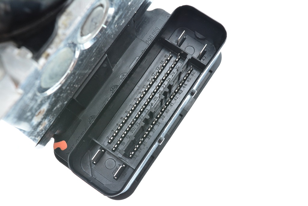 фото №9, Насос abs volvo v70 xc70 31261142 7g9n-2c405-ac