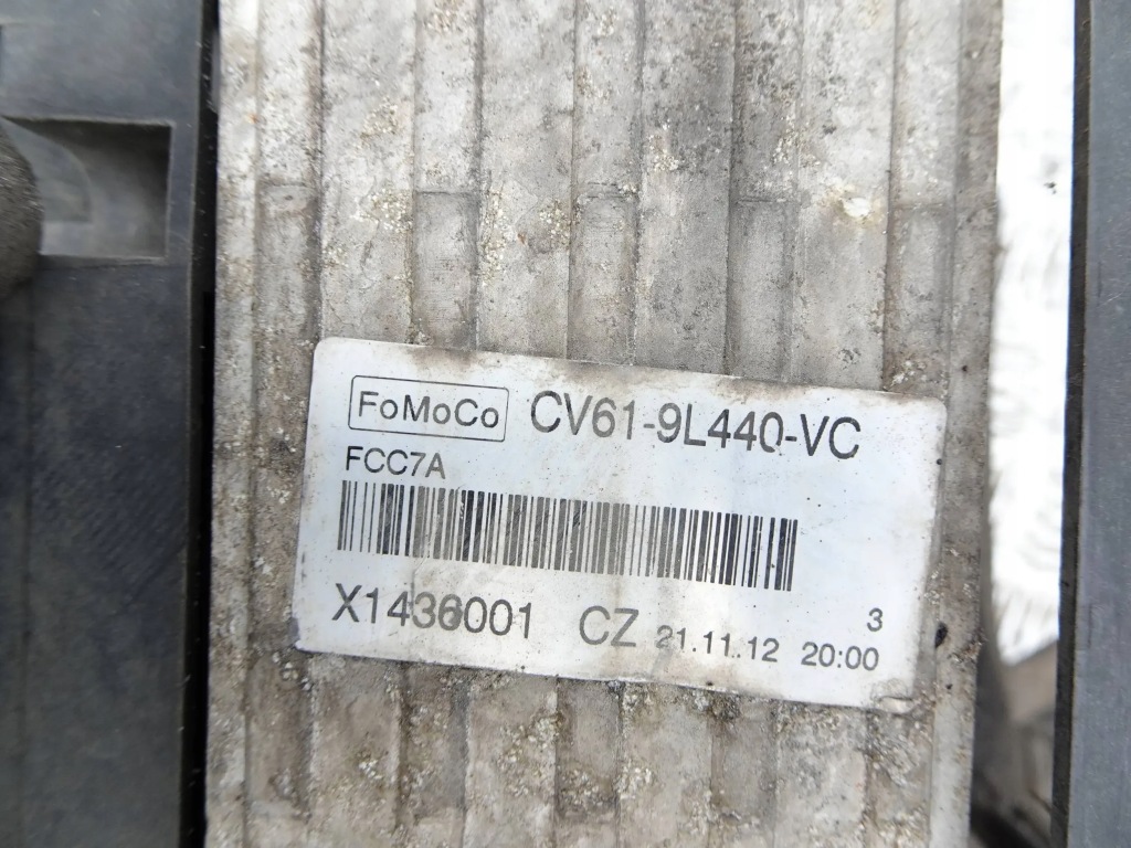 Интеркулер + вентилятор труба ford focus mk3 1.0 eb с Разборки