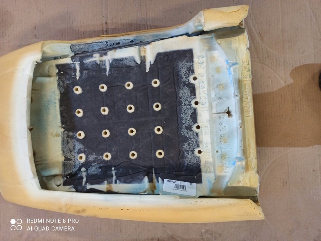 фото №6, Піна спинка сидіння правий перед bmw 1 e87