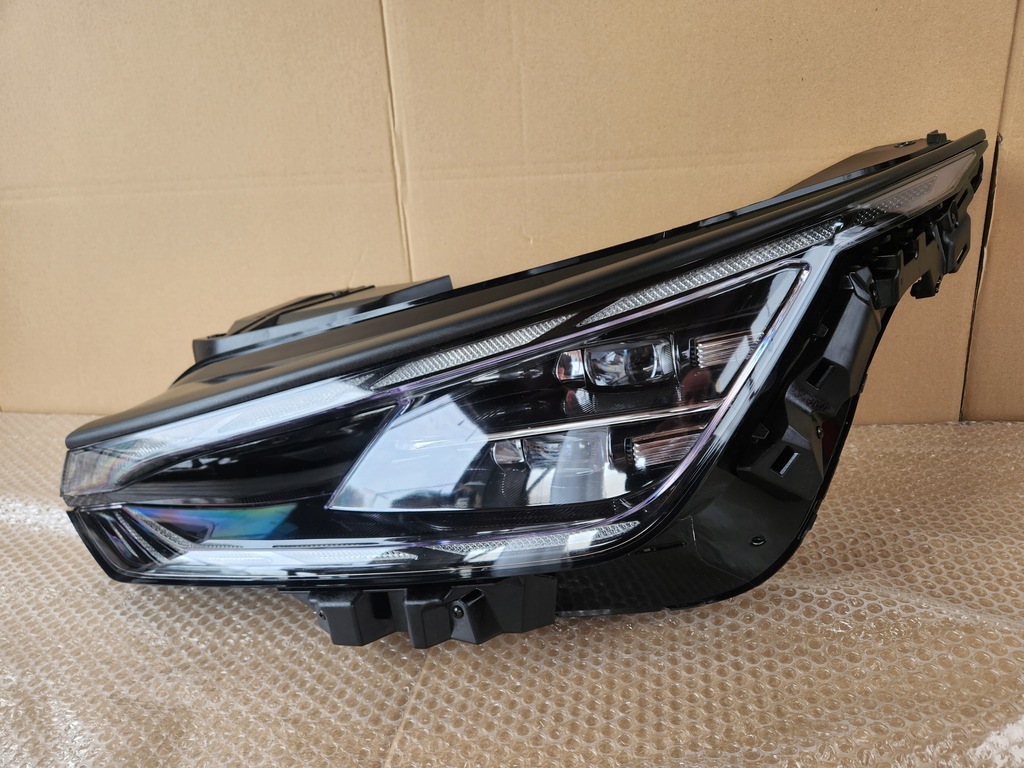 фото №1, Kia ev6 лампа full led левая 21-