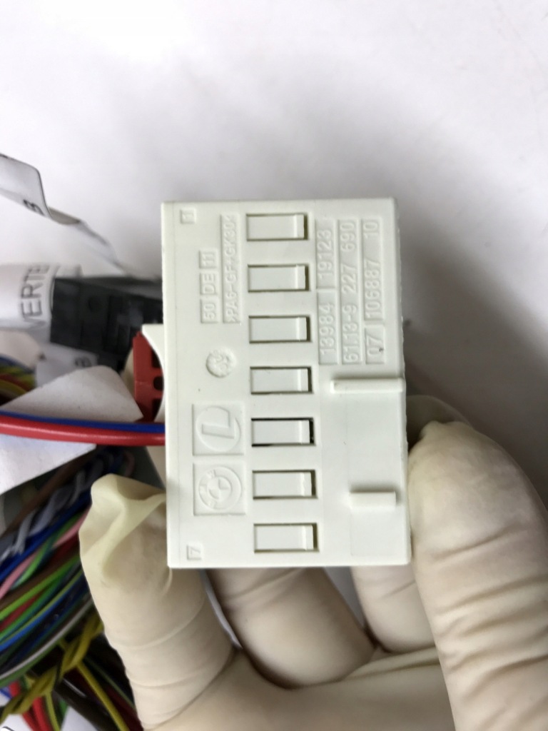 Купити Bmw 340i 330ix джгут трубопровід ремонтних задніх 6820075 61126820075