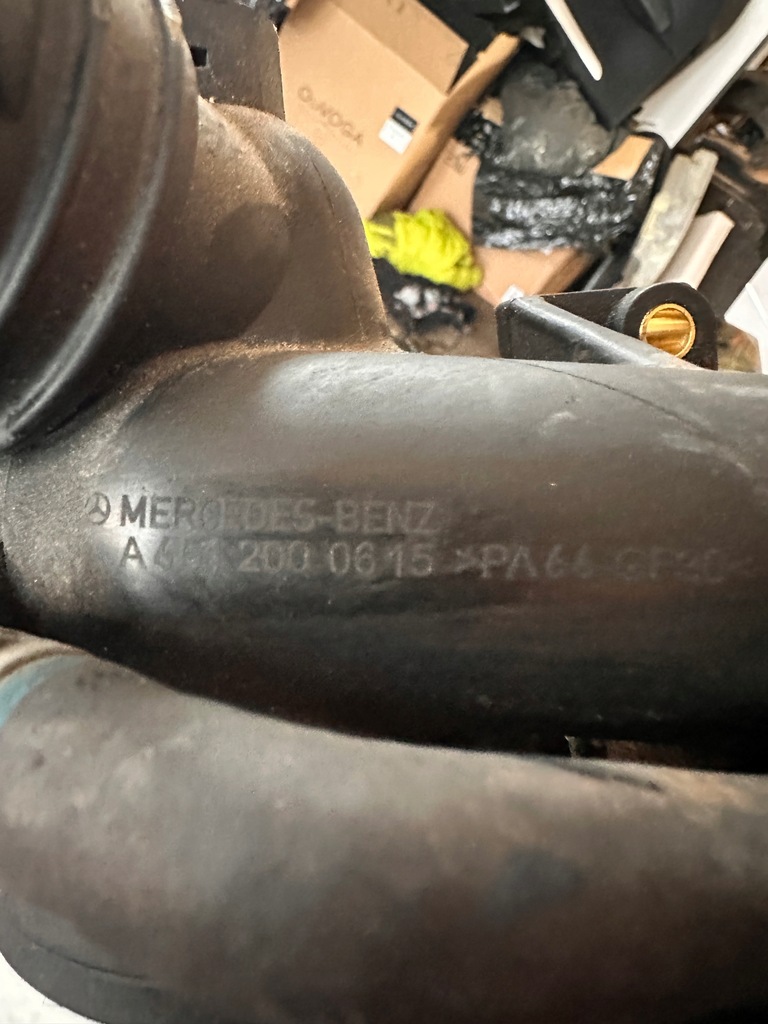 фото №13, Mercedes e klasa w212 термостат корпус термостата патрубок wąż cdi