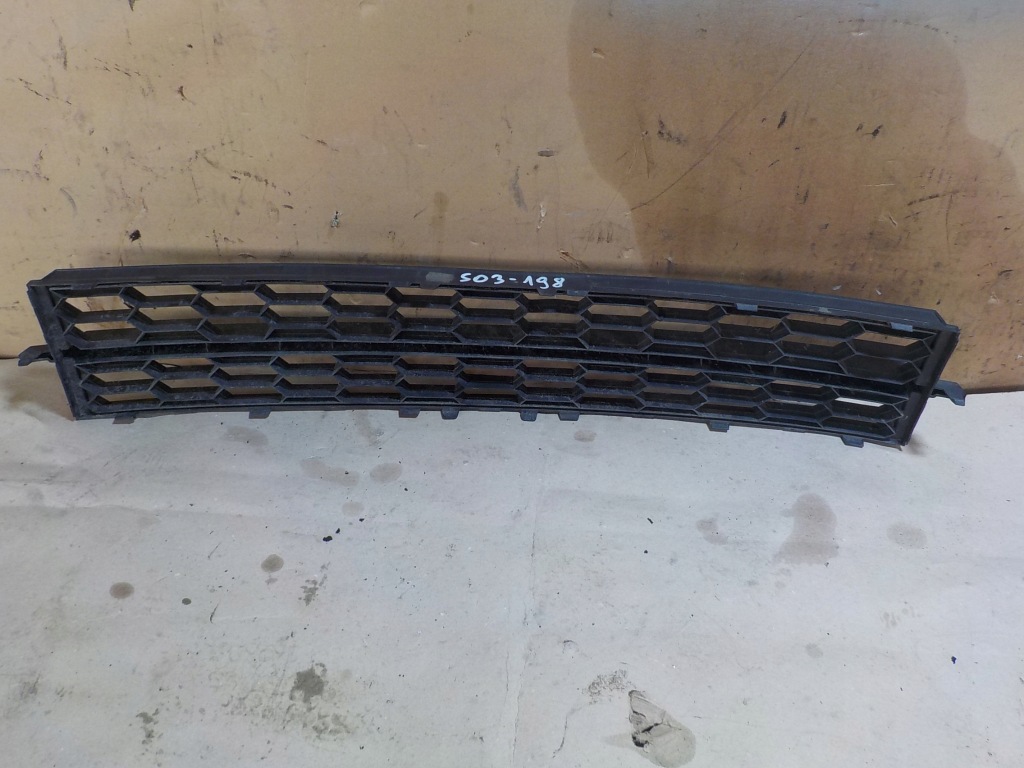 фото №6, Octavia iii решётка средняя бампера 5e0853677