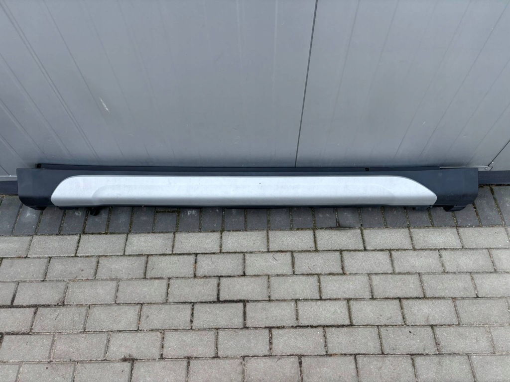 фото №1, S-cross sx4 13- 16- lift молдинг порог порог правый накладка 77231-61m0