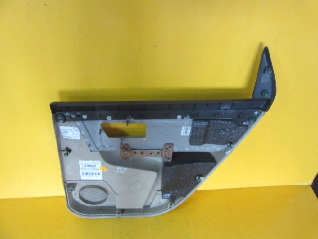 фото №9, Suzuki xl7 2007 обшивка задня