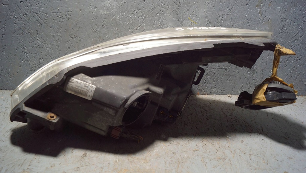 фото №10, Лампа правый перед opel corsa d lift s1447