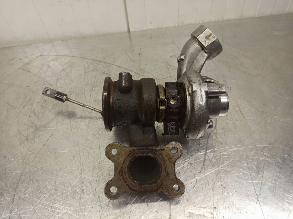 Turbo турбонагнетатель vw golf vii audi a3 8v 1.4 tsi 49331-50200 04e145715 с Разборки