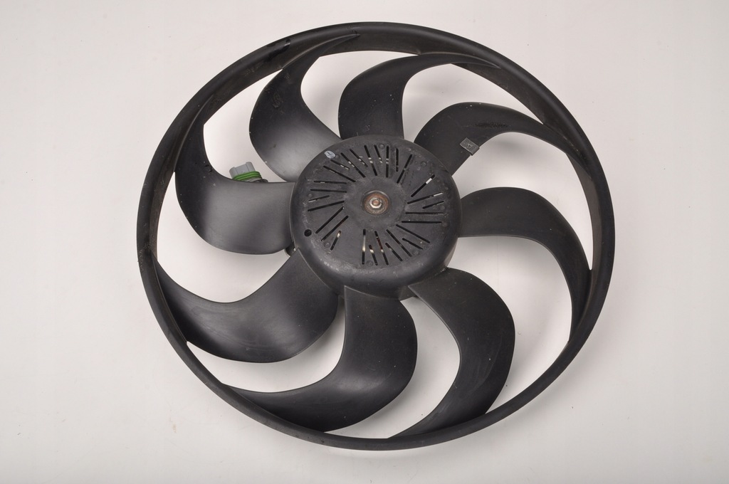 фото №1, Volvo v40 ii 2.0 t2 вентилятор 2015-