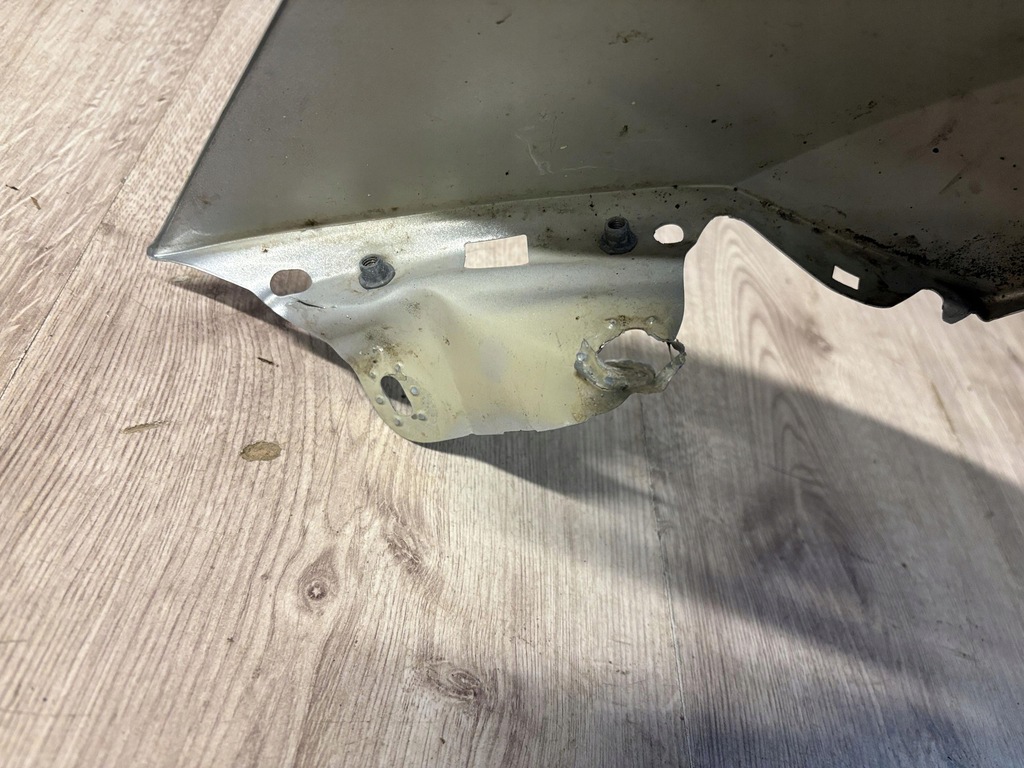 фото №10, Skoda superb iii 3v0 крила правий перед 3v0 821 106 superb iii pp