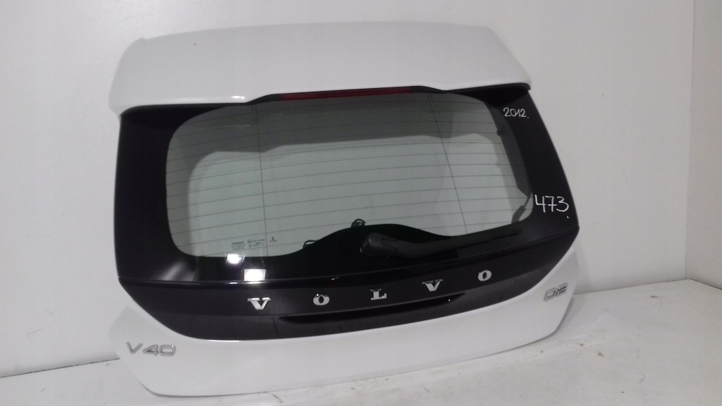 фото №2, Volvo v40 задняя крышка багажника 2012 rok белый