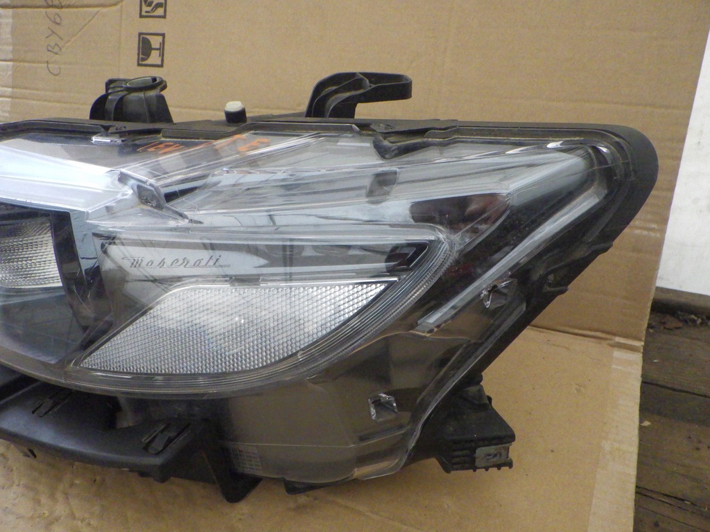 фото №7, Лампа levante ксенон лівий передній фара