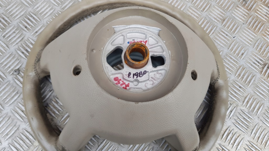 фото №15, Mercedes w163 ml воздуховод кожаный